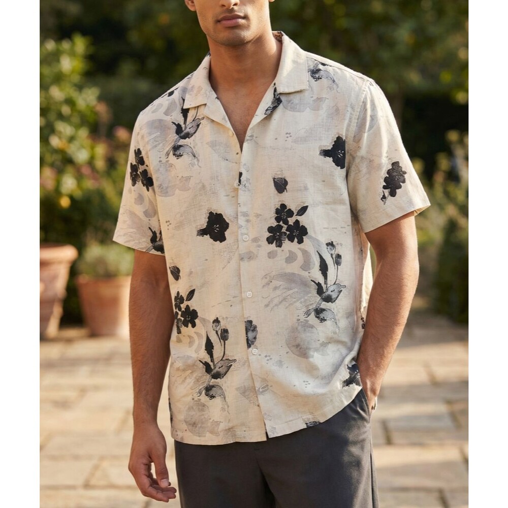 Porter & Ash Kinetic Stretch Tropical Button Up Shirt Black Ivory Floral M